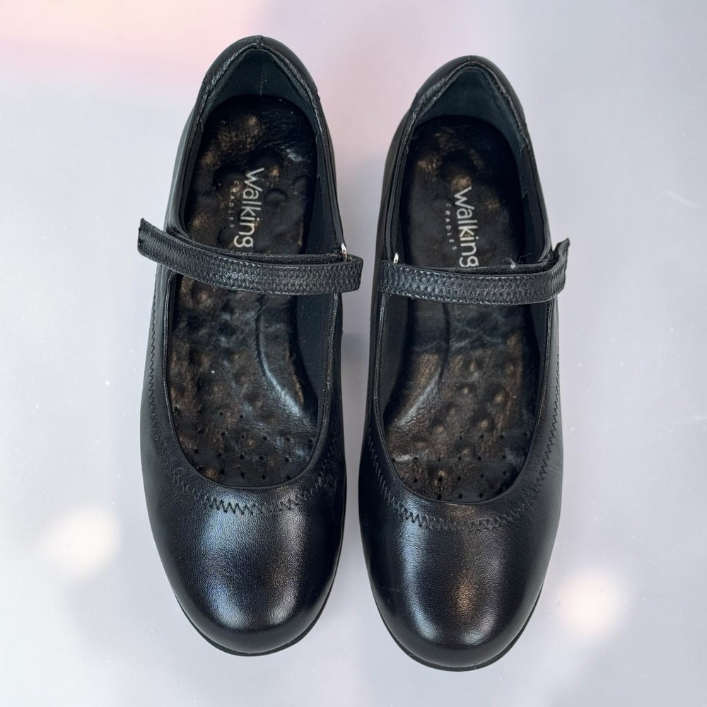 Walking Cradles Black Leather Mary Jane Flats Comfort Shoes Size 6.5